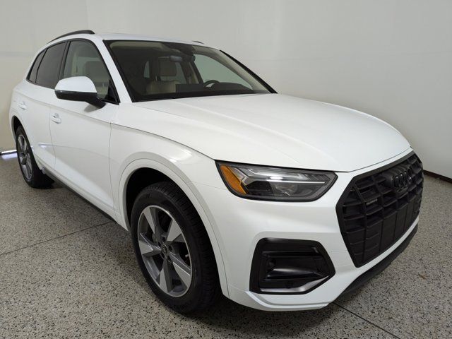 2024 Audi Q5 Premium Plus