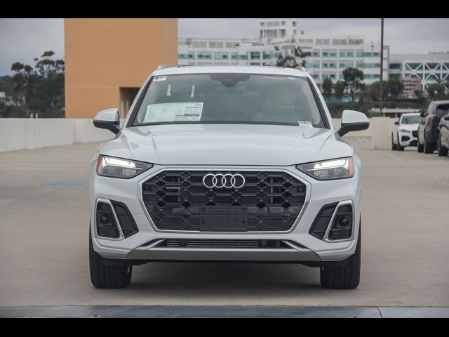 2024 Audi Q5 S Line Premium