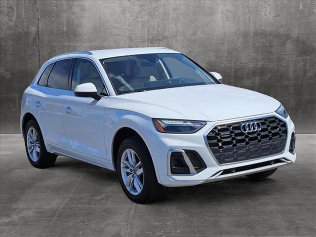 2024 Audi Q5 S Line Premium