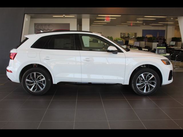 2024 Audi Q5 S Line Premium