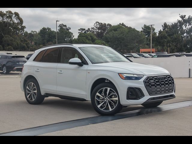 2024 Audi Q5 S Line Premium