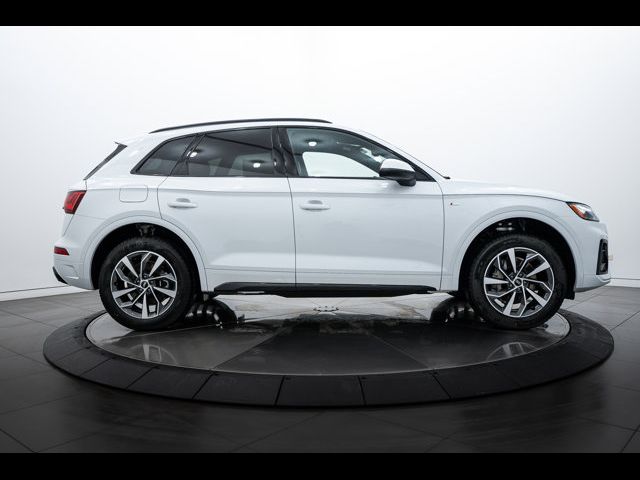 2024 Audi Q5 S Line Premium