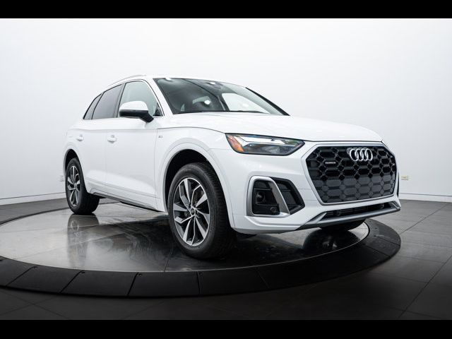 2024 Audi Q5 S Line Premium