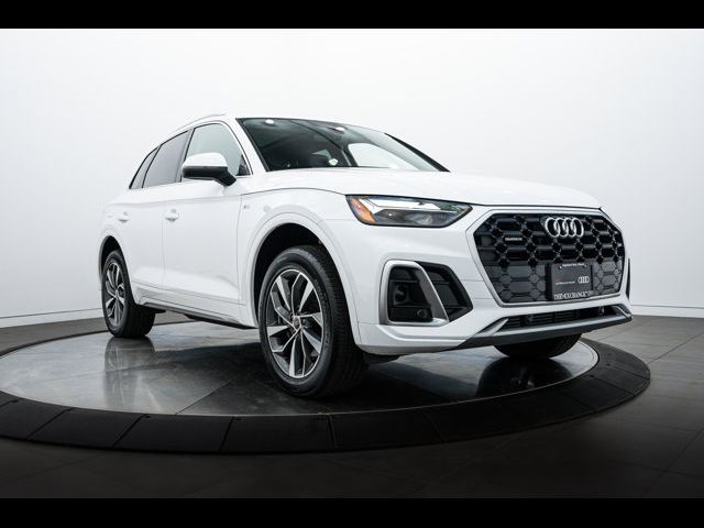 2024 Audi Q5 S Line Premium