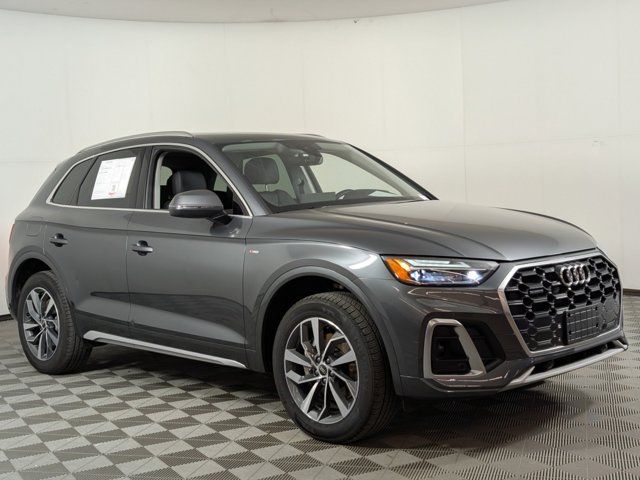 2024 Audi Q5 S Line Premium