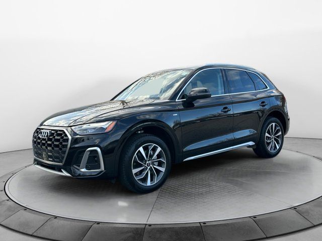 2024 Audi Q5 S Line Premium