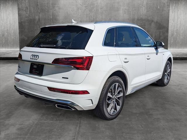 2024 Audi Q5 S Line Premium