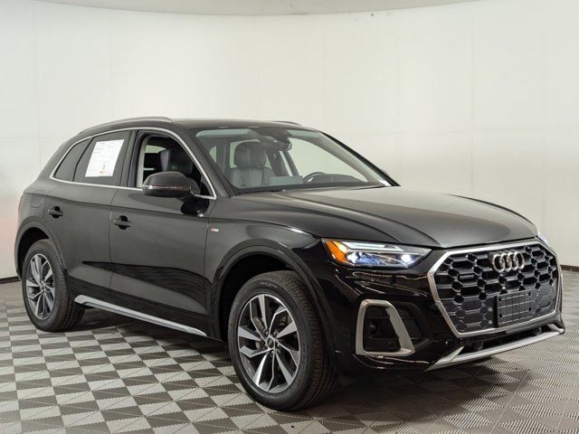 2024 Audi Q5 S Line Premium