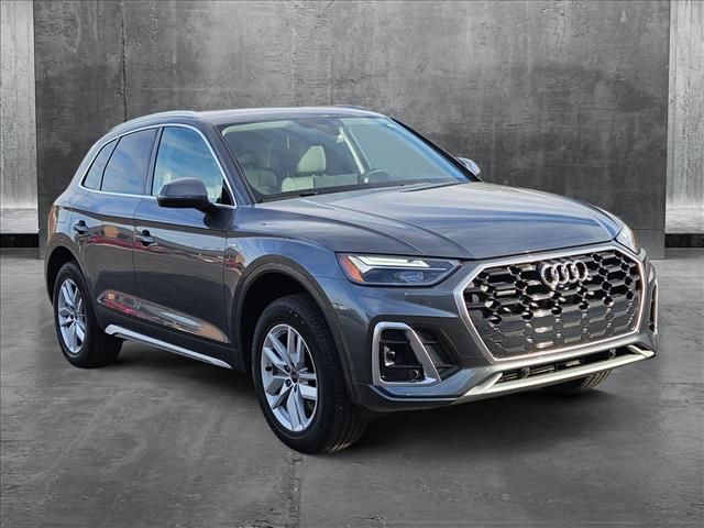 2024 Audi Q5 S Line Premium