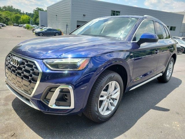 2024 Audi Q5 S Line Premium