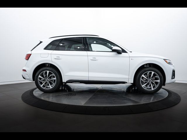 2024 Audi Q5 S Line Premium