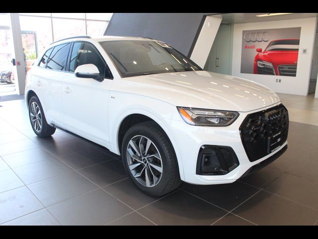 2024 Audi Q5 S Line Premium