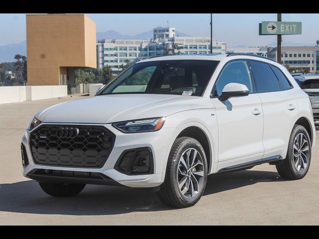 2024 Audi Q5 S Line Premium