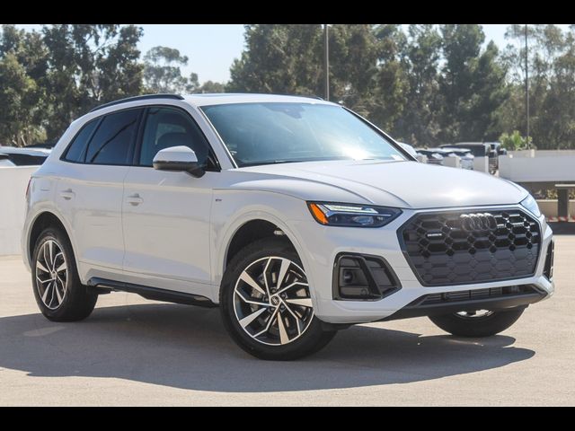 2024 Audi Q5 S Line Premium