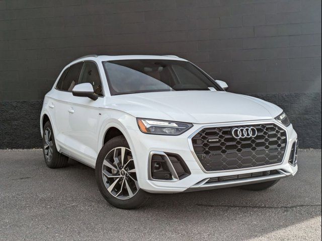 2024 Audi Q5 S Line Premium