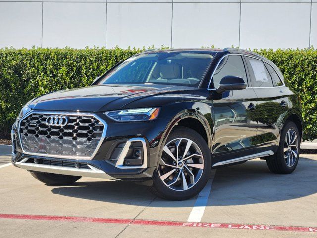 2024 Audi Q5 S Line Premium