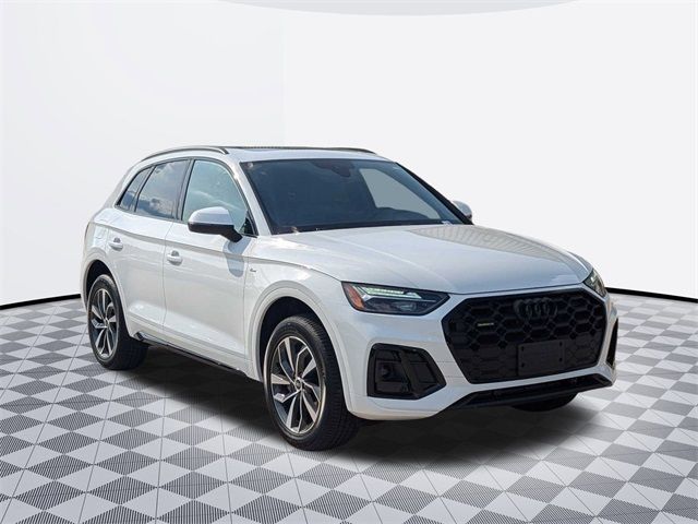 2024 Audi Q5 S Line Premium