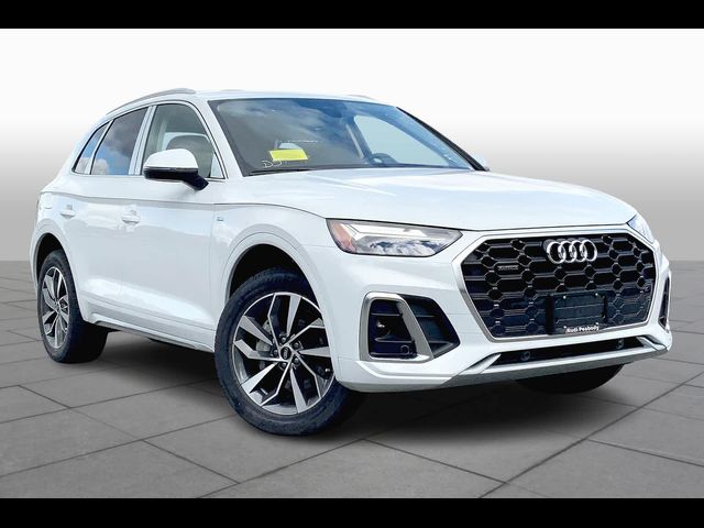 2024 Audi Q5 S Line Premium