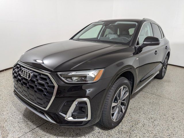 2024 Audi Q5 S Line Premium