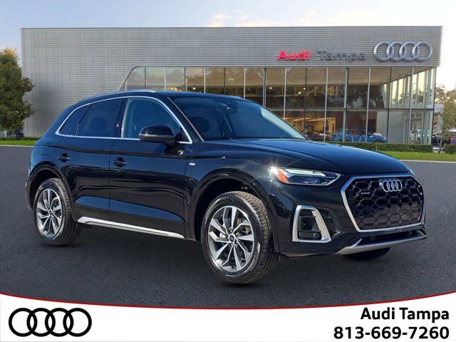 2024 Audi Q5 S Line Premium