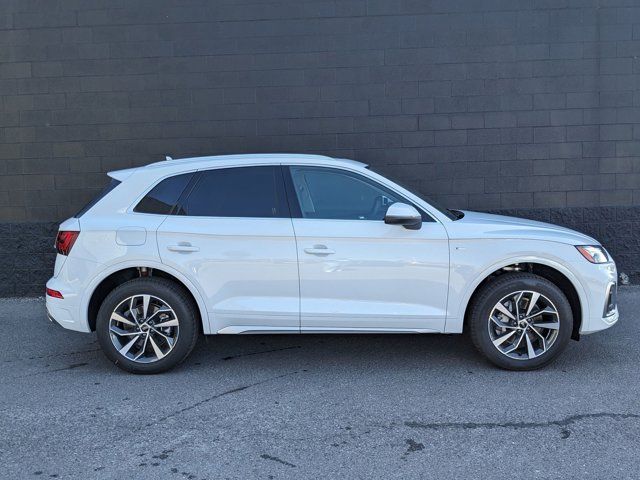 2024 Audi Q5 S Line Premium