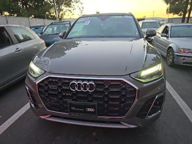 2024 Audi Q5 S Line Premium