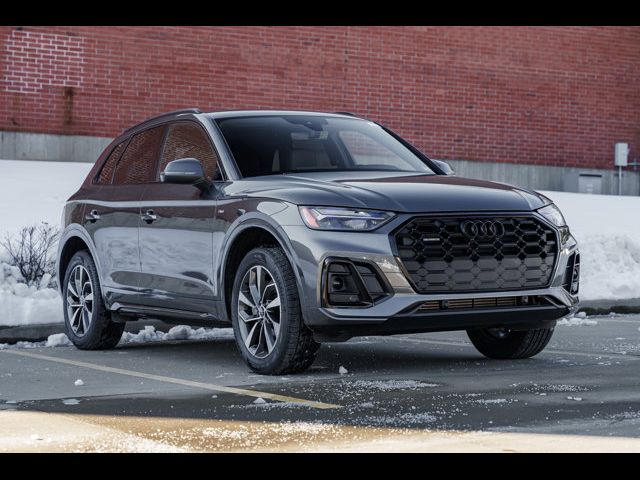 2024 Audi Q5 S Line Premium