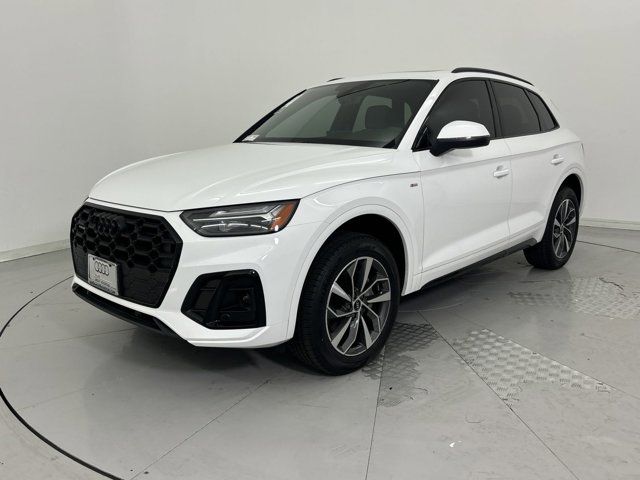 2024 Audi Q5 S Line Premium