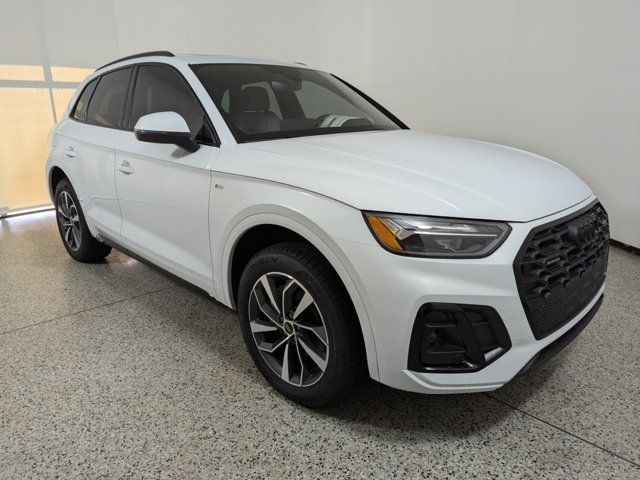 2024 Audi Q5 S Line Premium