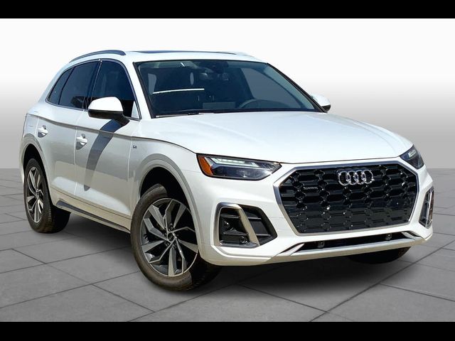 2024 Audi Q5 S Line Premium