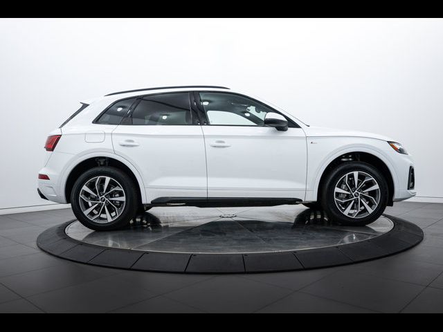 2024 Audi Q5 S Line Premium