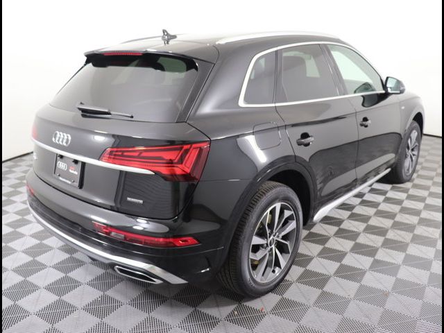 2024 Audi Q5 S Line Premium