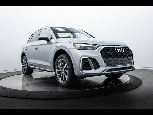 2024 Audi Q5 S Line Premium