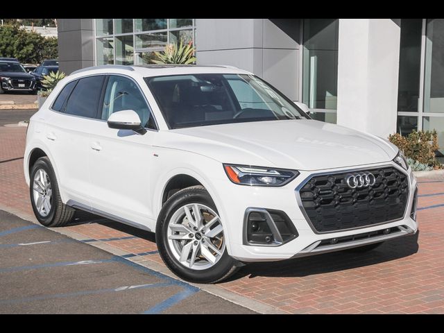 2024 Audi Q5 S Line Premium