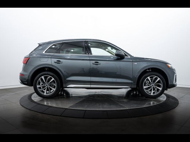 2024 Audi Q5 S Line Premium