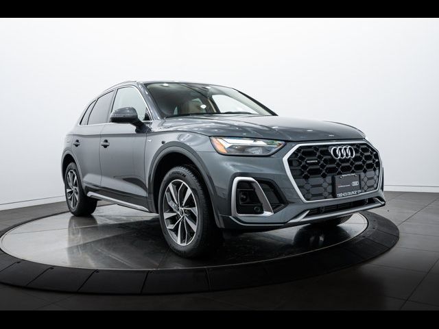 2024 Audi Q5 S Line Premium