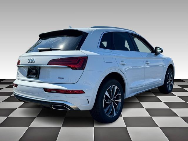 2024 Audi Q5 S Line Premium