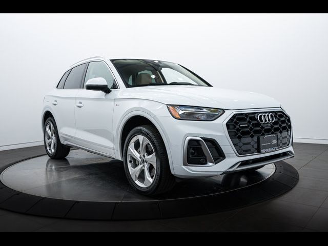 2024 Audi Q5 S Line Premium Plus