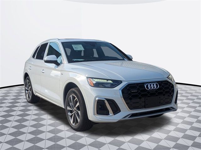 2024 Audi Q5 S Line Premium Plus