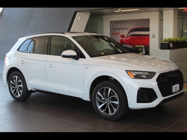 2024 Audi Q5 S Line Premium