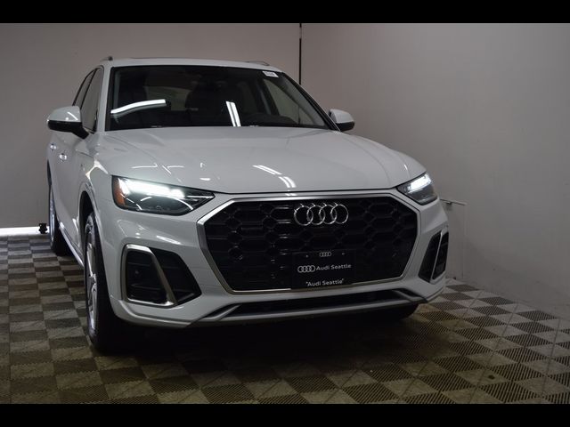 2024 Audi Q5 S Line Premium Plus