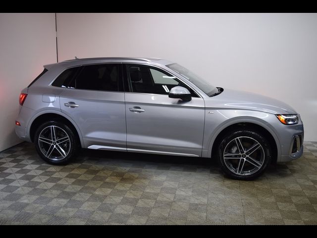 2024 Audi Q5 S Line Prestigez