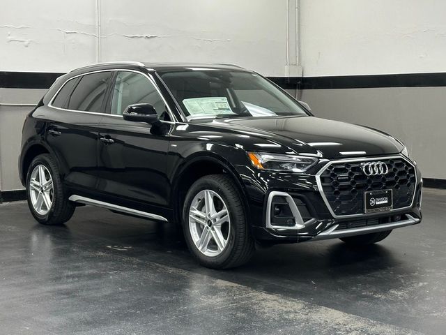 2024 Audi Q5 S Line Premium