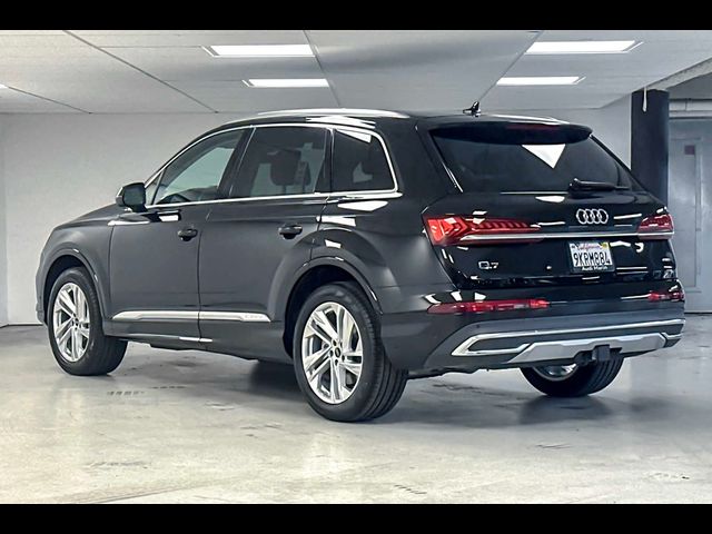 2024 Audi Q7 Premium