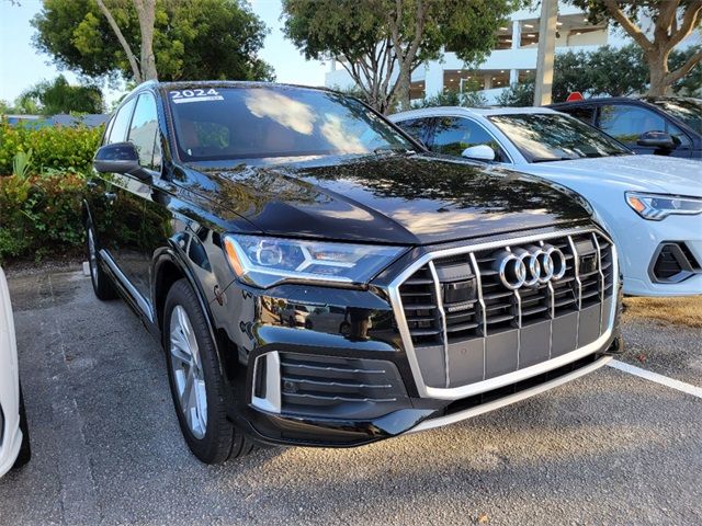 2024 Audi Q7 Premium