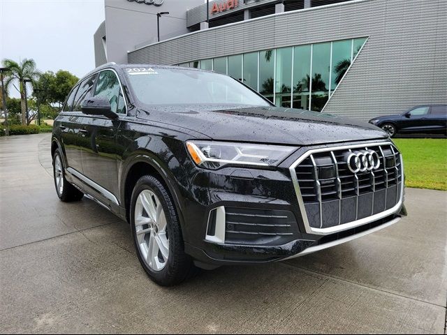 2024 Audi Q7 Premium