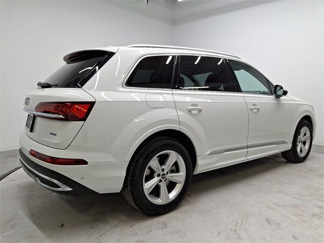 2024 Audi Q7 Premium