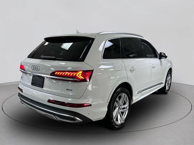 2024 Audi Q7 Premium