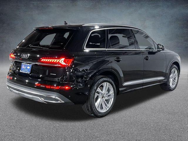 2024 Audi Q7 Premium