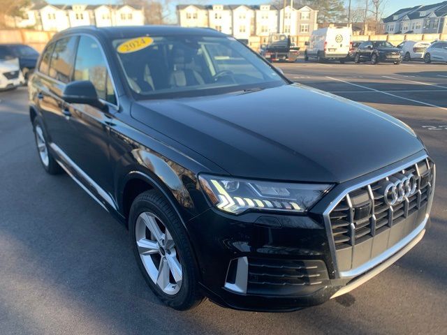 2024 Audi Q7 Premium Plus